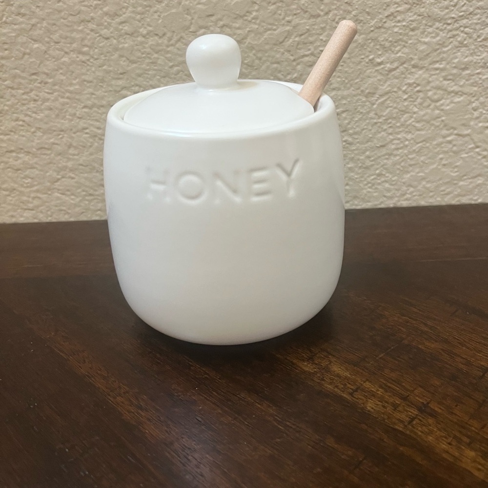 White Ceramic Honey Jar with Lid and Dipper